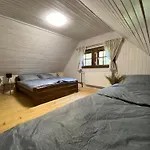 Medzihradmi *