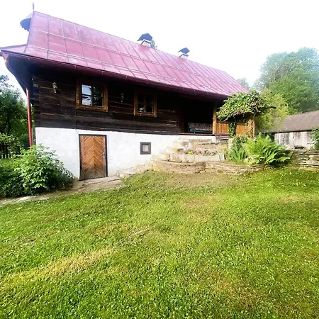 Medzihradmi 別荘 *