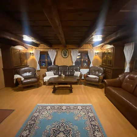 Medzihradmi 別荘 *