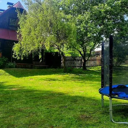 別荘 Medzihradmi *